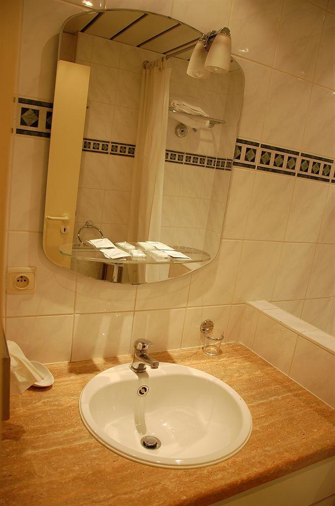 Aparthotel Residence Agenda Saint-Gilles ภายนอก รูปภาพ