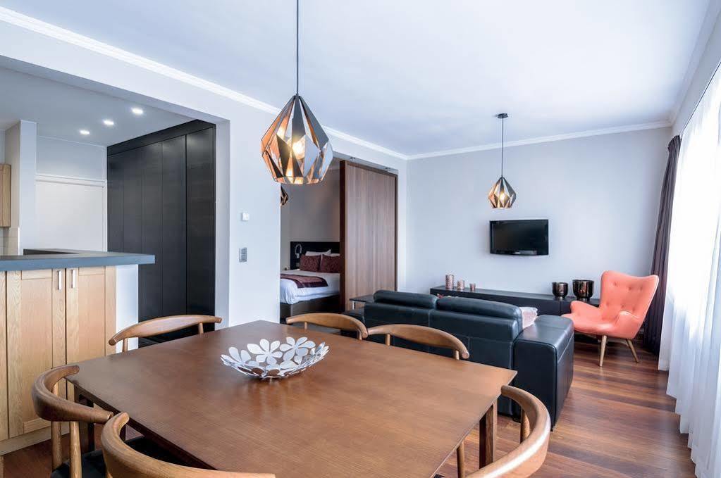 Aparthotel Residence Agenda Saint-Gilles ภายนอก รูปภาพ